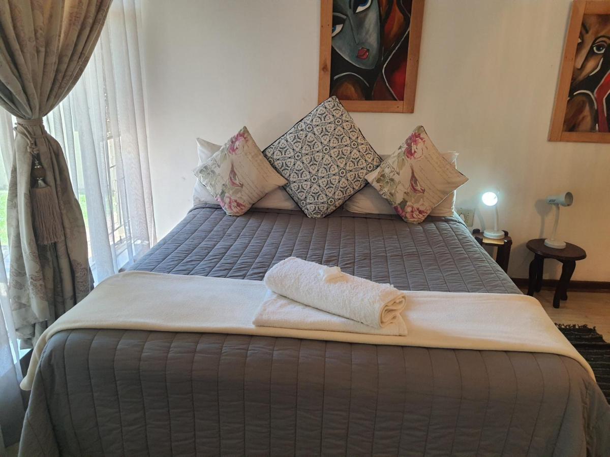 Aandrus Guesthouse Bloemfontein Exterior foto