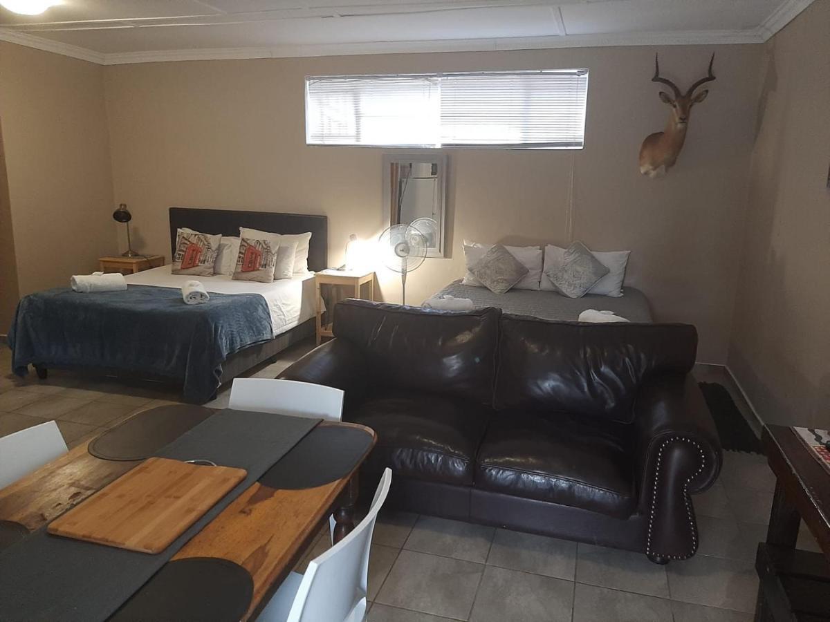 Aandrus Guesthouse Bloemfontein Exterior foto