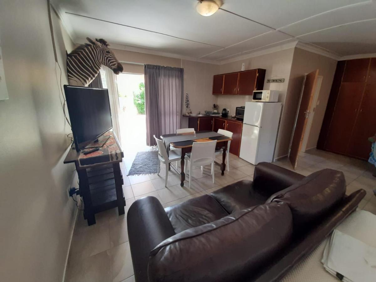 Aandrus Guesthouse Bloemfontein Exterior foto